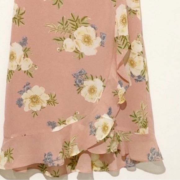 Bardot mauve floral cap sleeve back cutout dress - Picture 8 of 8